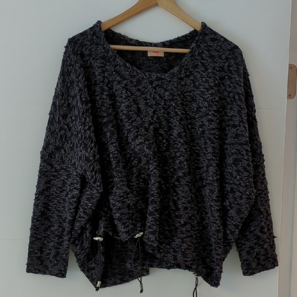 Tulip Asymmetrical Boho Chic Cozy Oversized Black & Gray Knit Pullover Layering